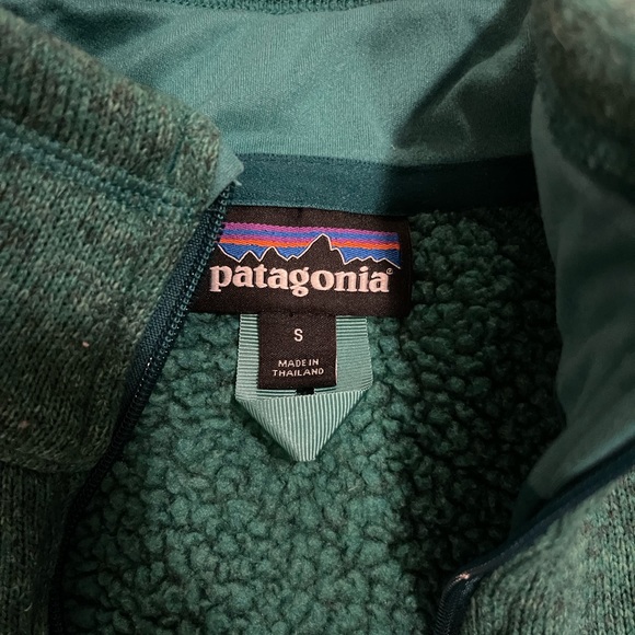Patagonia Green Quarter-Zip Sweatshirt - Picture 8 of 9